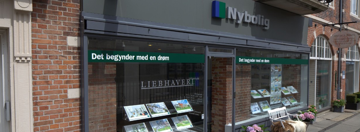 Maeglerforretning Charlottenlund Jaegersborg Alle)