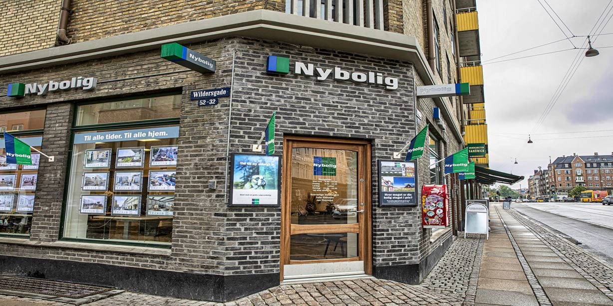 Nybolig City Facade)
