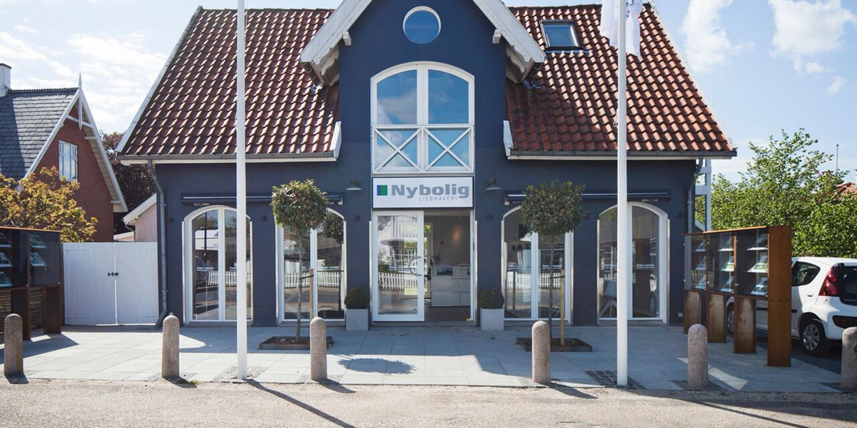 Ejendomsmægler Nybolig Hornbæk)