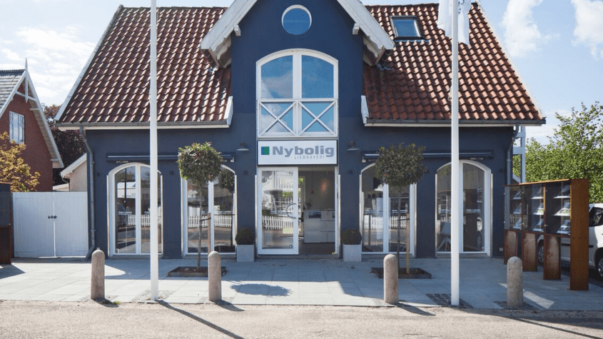 Ejendomsmægler Nybolig Hornbæk - Peter Leander)