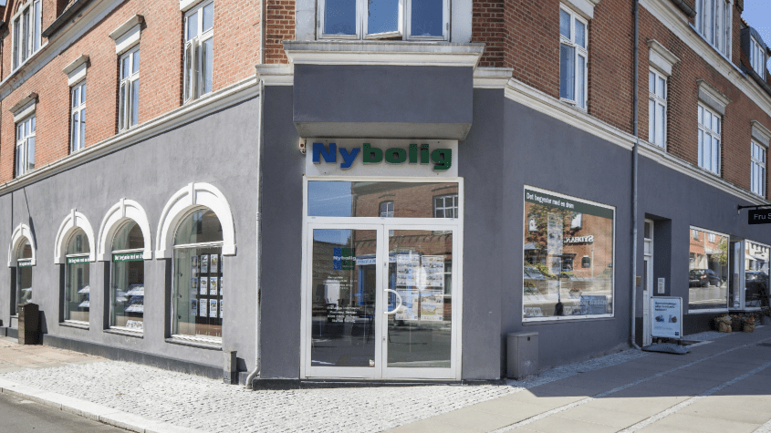Ejendomsmægler Nybolig Brædstrup)